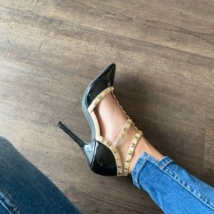 Black heels